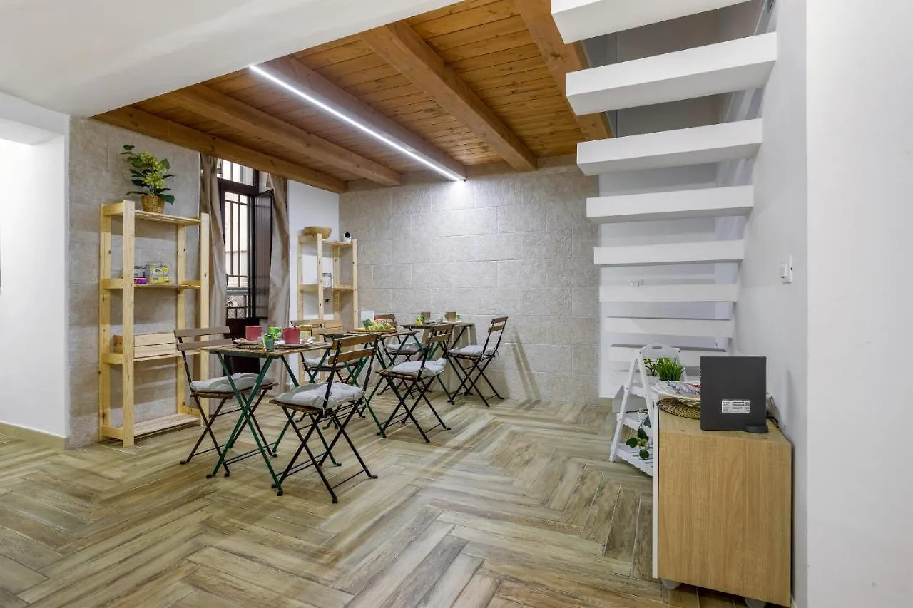 Calypso Il Binario Apartment Palermo 0*,